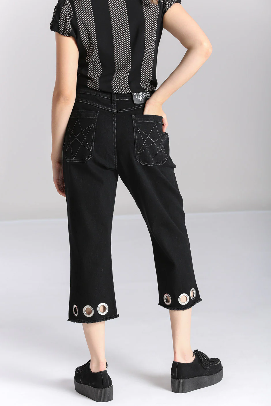 Destroya Cropped Jeans - Image 6