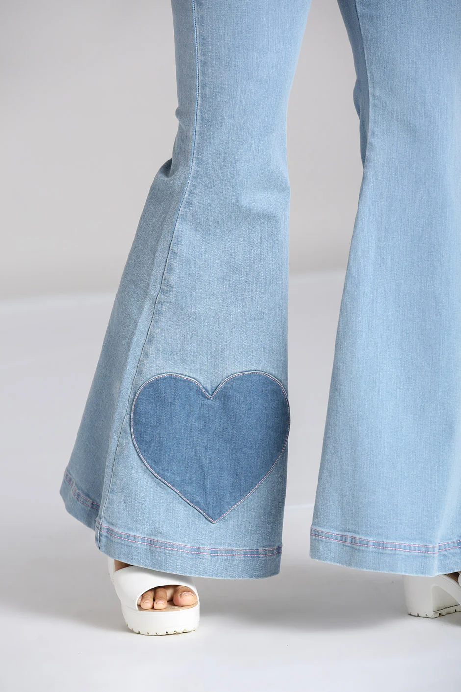 Molly Jeans - Image 4